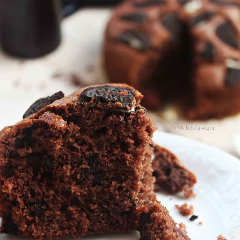 büşra bektaşoğlu Çikolata Parçalı Oreolı Kek