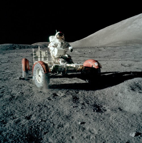 Apollo 17 space.filminspector.com