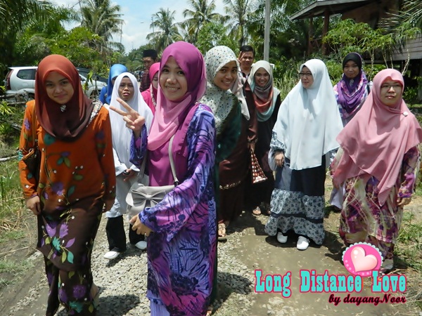 dayangNoor ♛: Pengantin diserbu 22 Orang Rakan.. [ Part 1 ]