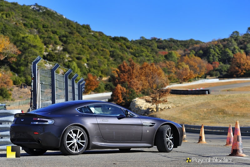 alain blachier Aston Martin Vantage photo Pascal Blachier