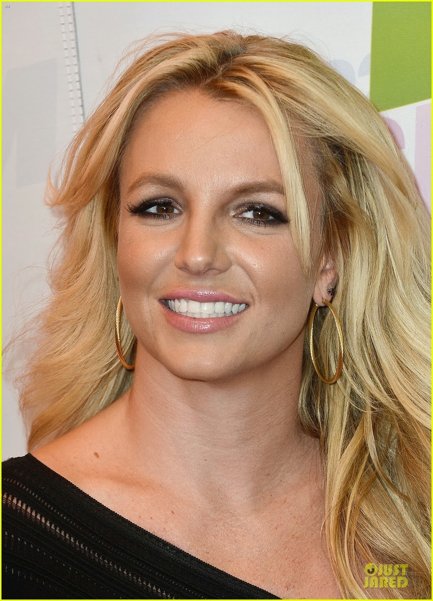 Britney Spears Pictures 2013 | Celebrity Magazine