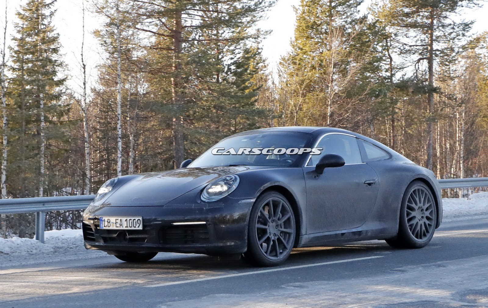 Porsche 911 922