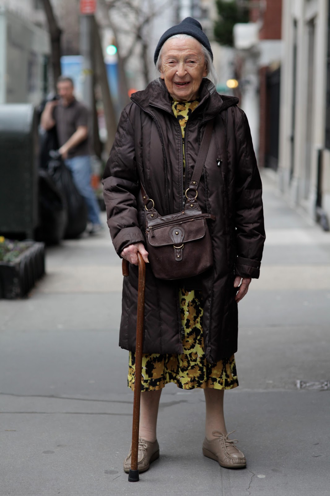 Полненькие бабушки. Ari Seth Cohen. Бабушка в полный рост. Одежда для бабушек. Пожилая женщина в полный рост.