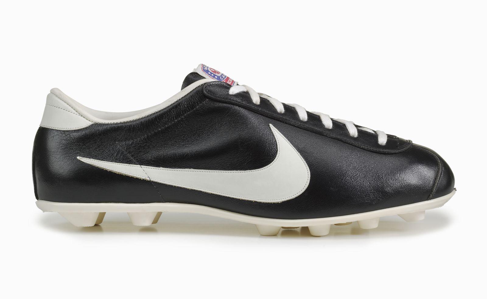 nike old cleats