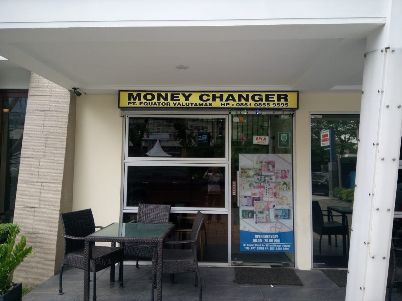 MONEY CHANGER KOTA PADANG
