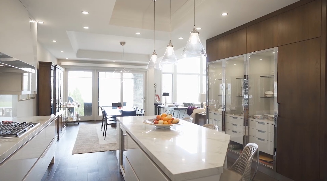 28 Interior Design Photos vs. 101 Georgian Bay Ln, The Blue Mountains, ON