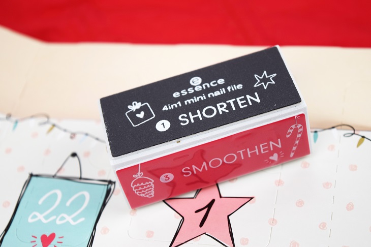 Essence Adventskalender 2025 Inhalt: Ein Blick hinter die Türchen und die Schönheit des Ausmalens