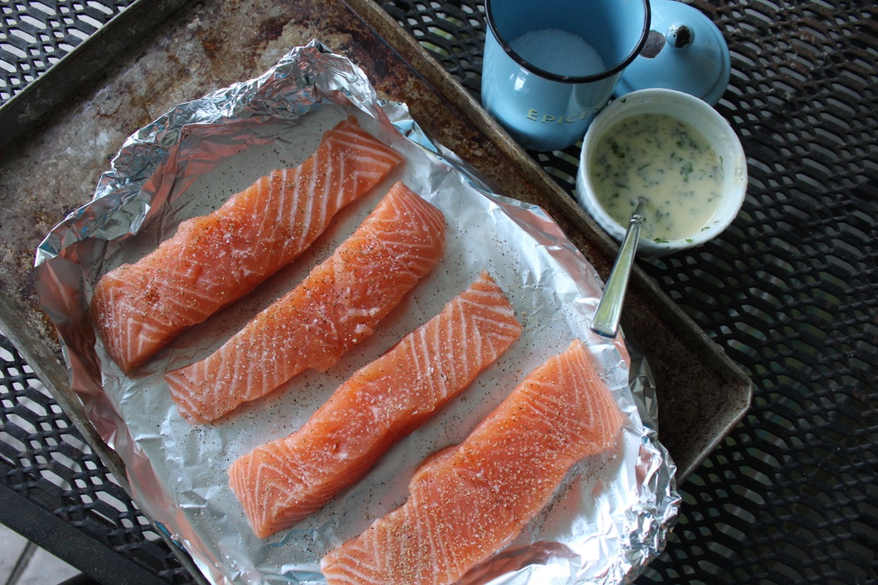 Salmon Roasted with Creamy Tarragon Sauce