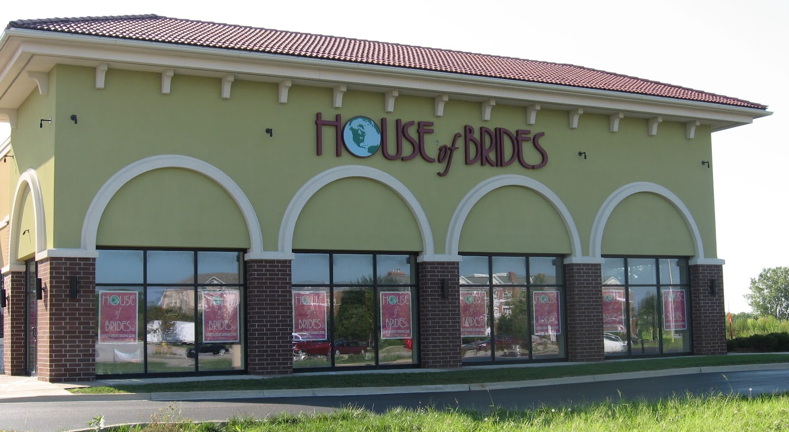 House of Brides Making its Move Southland Savvy