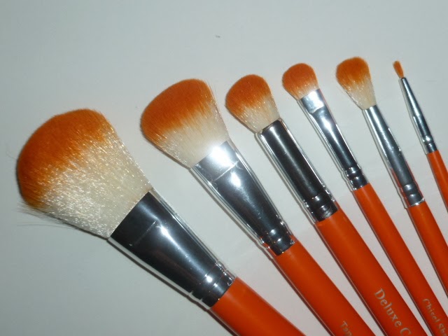 Crown Brush HD Cosmetic Brush Set