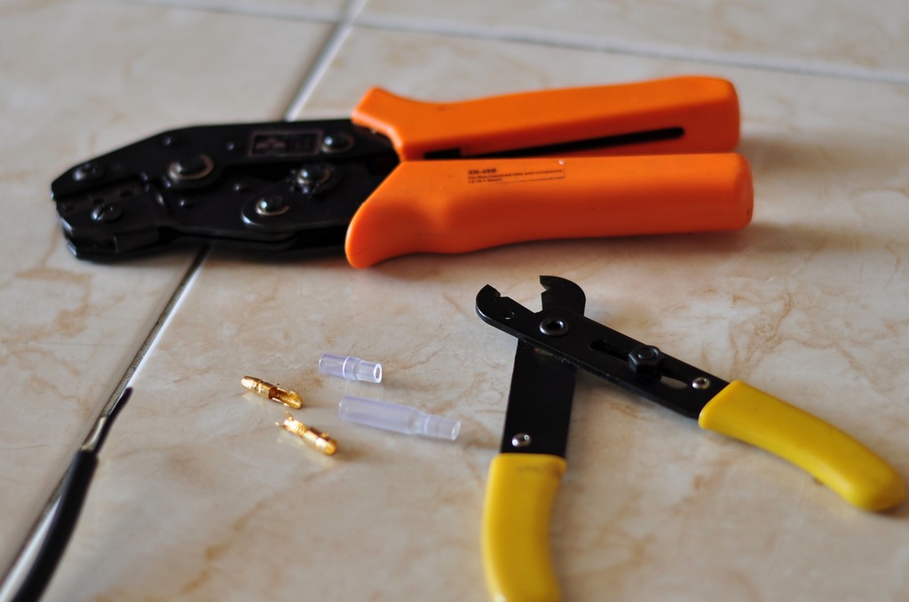 tacra's diy garage How To Crimp Wires