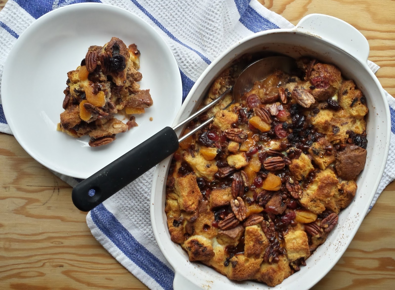 Christmas Fruitcake Bread Pudding Preesi Food Whore