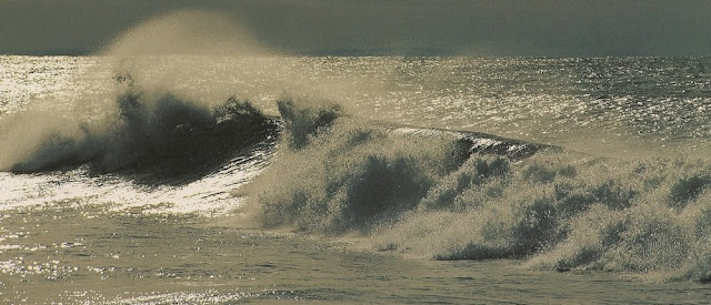 breaking surf