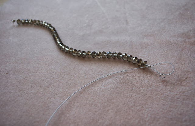 DIY Silver Sparkle Necklace - My Girlish Whims