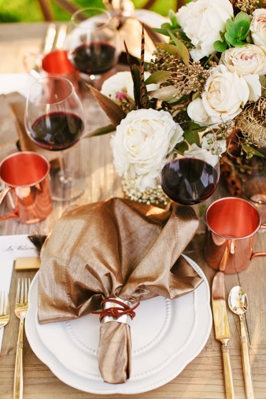 cubertería dorada para boda