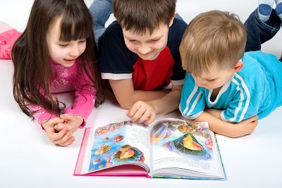 http://4.bp.blogspot.com/-s5nkT_EO_8M/UPsTsfeRweI/AAAAAAAAEWQ/DoWQ_XP0hV4/s1600/LIVRO2.jpg