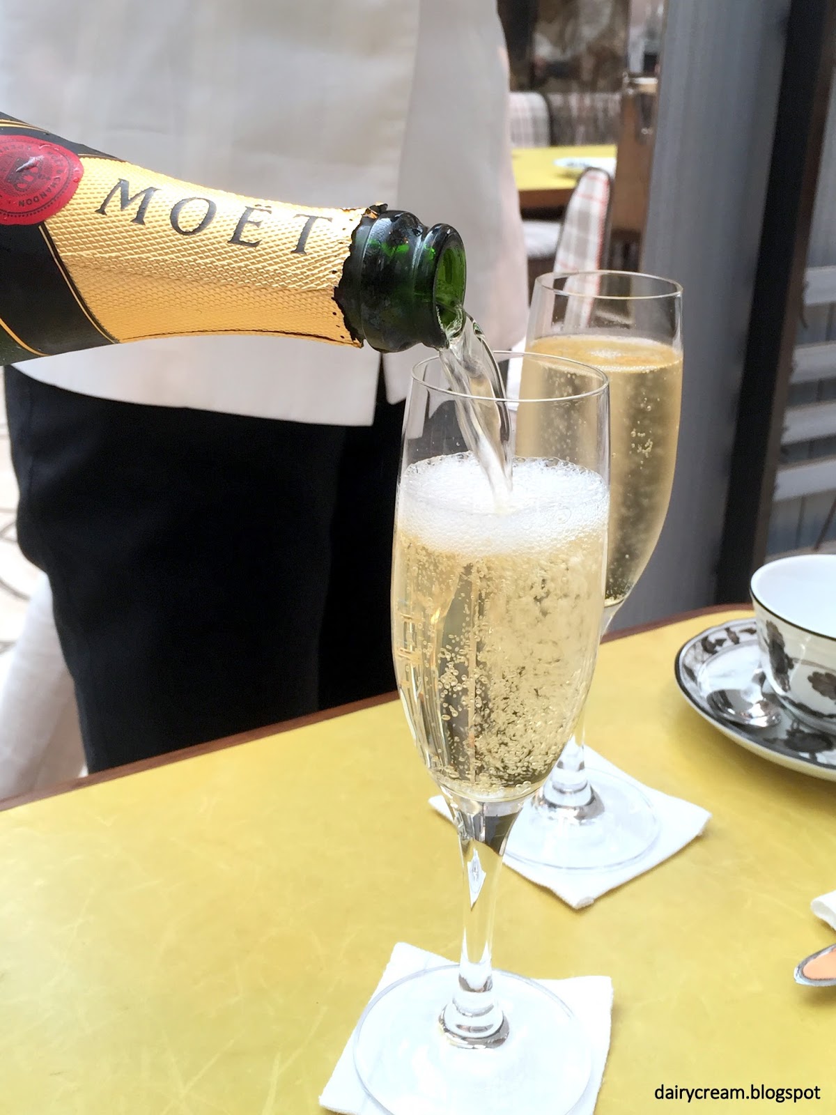 Colony @ The Ritz-Carlton : NEW 3-Tier British Afternoon Tea