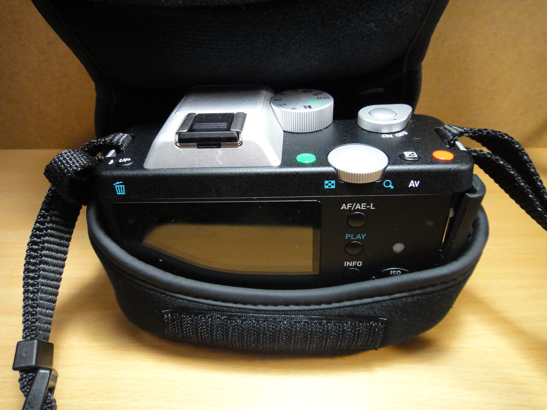 PENTAX K-01のカメラケース購入-食雑写記