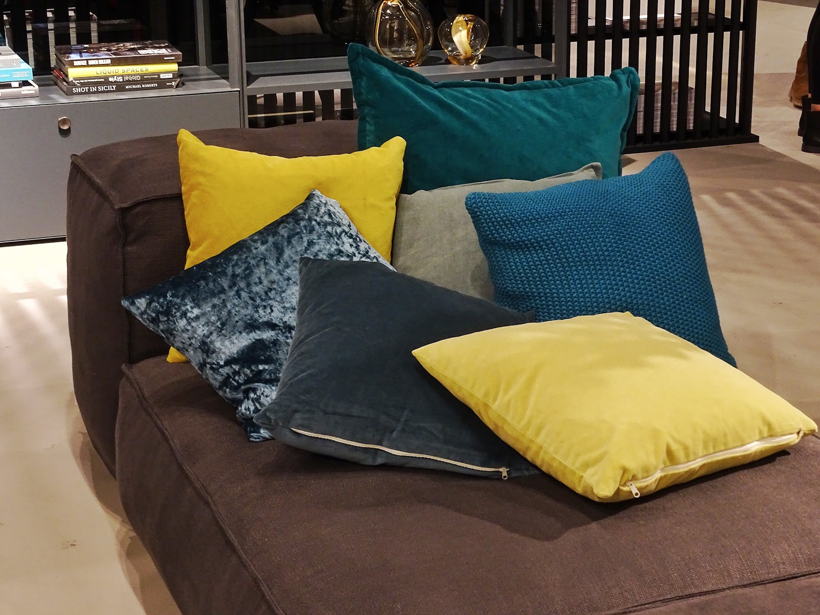 Impressionen und Trends von der Internationalen Möbelmesse 2018 in Köln - Messetour mit Blogst Lounge - Piure - http://mammilade.blogspot.de Impressionen und Trends von der Internationalen Möbelmesse 2018 in Köln - Messetour mit Blogst Lounge - Piure - http://mammilade.blogspot.de