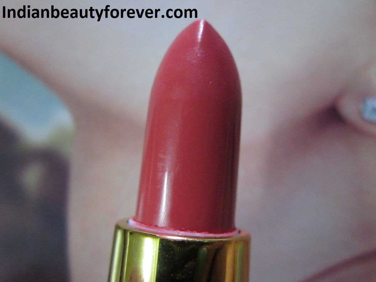 Lotus herbals Pure Color Lipstick Carnation Review