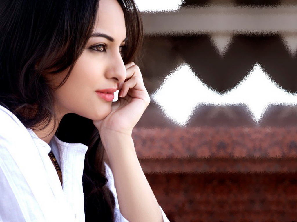 1024px x 768px - Sonakshi Sinha Rare & Beautiful HD Wallpaper Collection ~ Facts N'  Frames-Movies | Music | Health | Tech | Travel | Books | Education |  Wallpapers | Videos