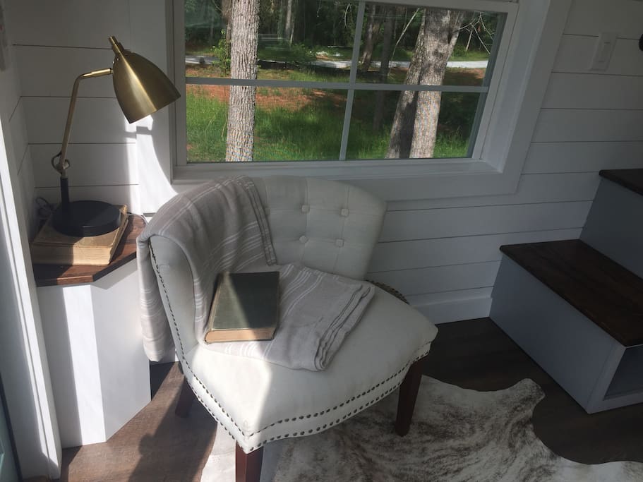 Greer Tiny House Retreat [ TINY HOUSE TOWN ]