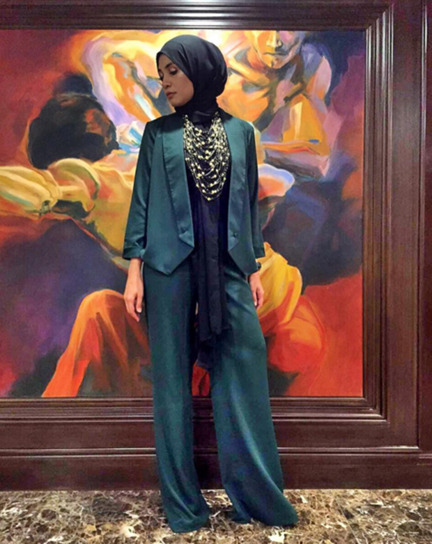 Inilah Respon Izreen Azminda Mengenai Dakwaan Jalin Hubungan Istimewa Dengan Redza Rosli! Inilah Respon Izreen Azminda Mengenai Dakwaan Jalin Hubungan Istimewa Dengan Redza Rosli!