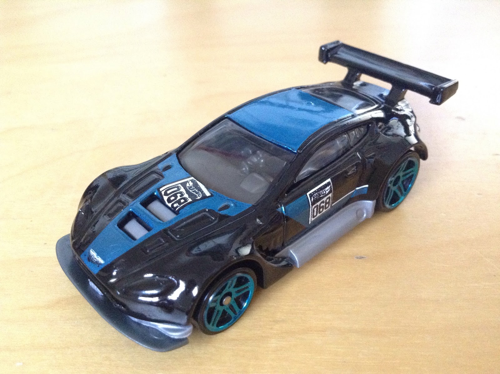 Aston Martin Vantage GT3 (New for 2015 - Black Version) .