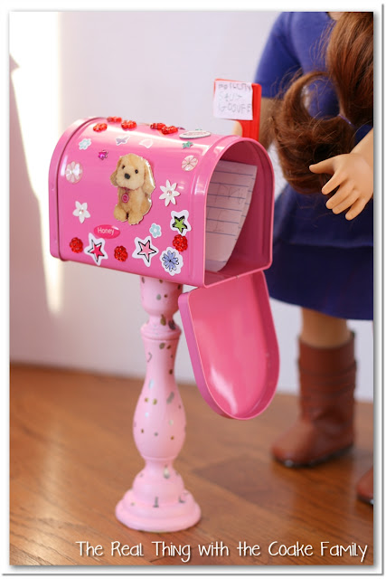 American Girl Craft ~ Cute, Easy and Inexpenisve Mailboxes for your doll! #AmericanGirl #Craft