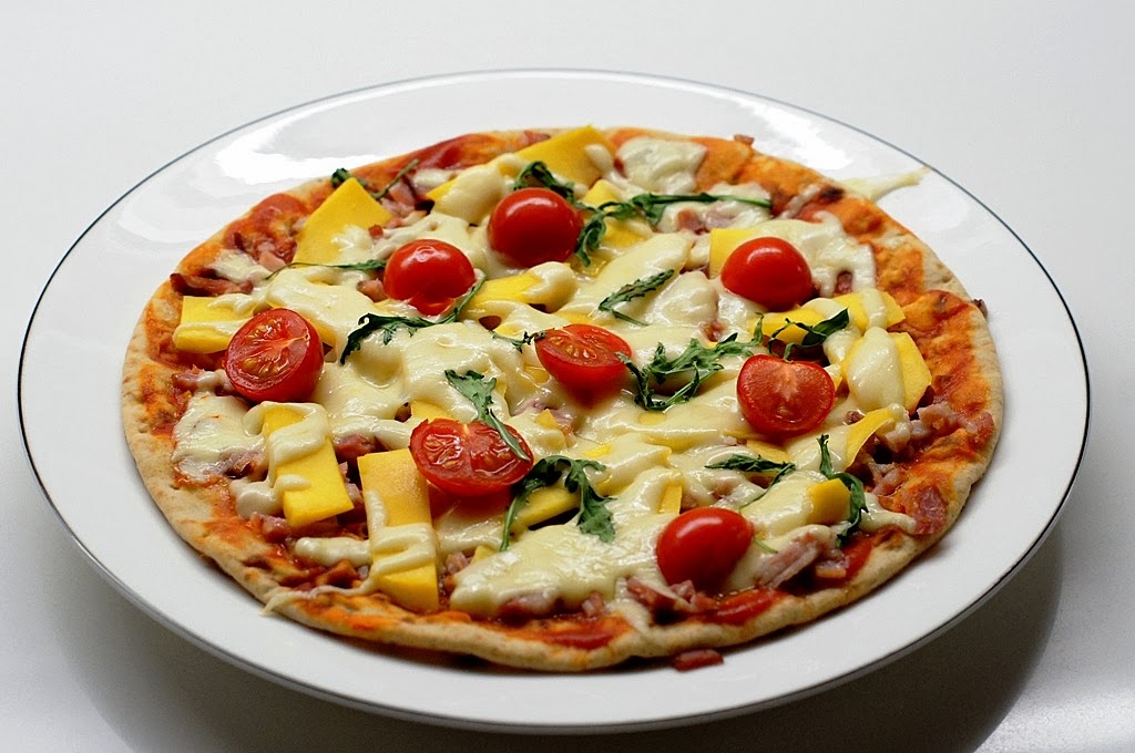 KOTONA: Suomalainen rieska-kinkkupizza