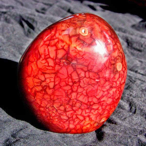25 Most Beautiful Stones Ever Found On The