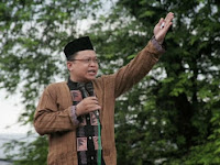 Imlek Adalah Hari Raya Agama Kafir Bukan Sekedar Tradisi : Haram Atas Muslim Turut Merayakannya Imlek Adalah Hari Raya Agama Kafir Bukan Sekedar Tradisi : Haram Atas Muslim Turut Merayakannya