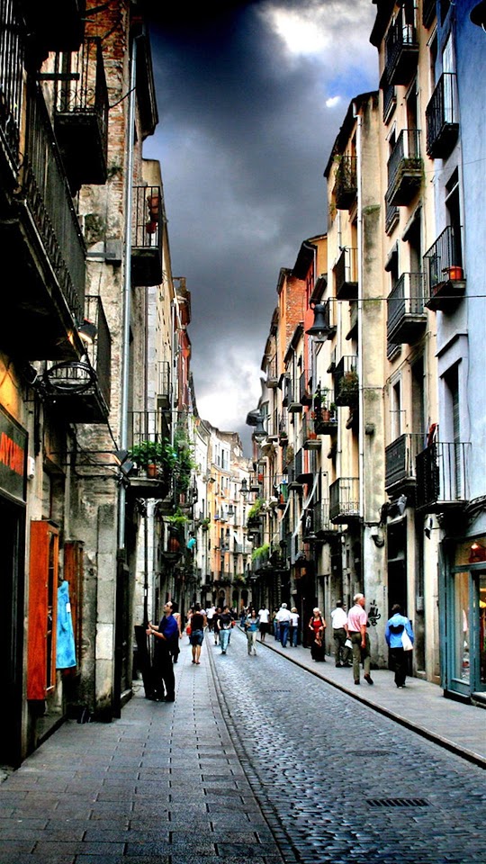 Narrow Street In Girona Spain  Android Best Wallpaper