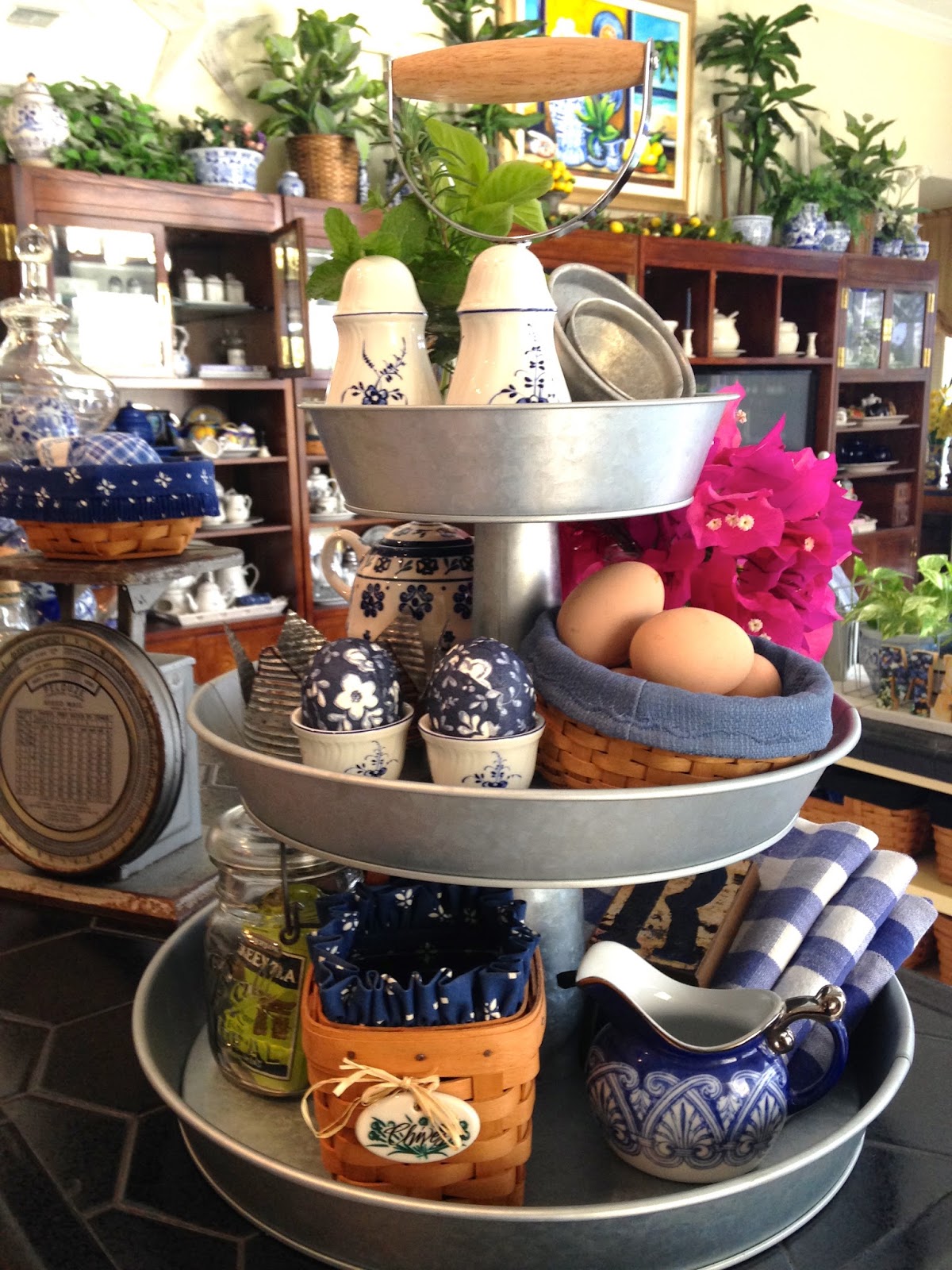 MAY DAYS Spring 3Tier Galvanized Tray