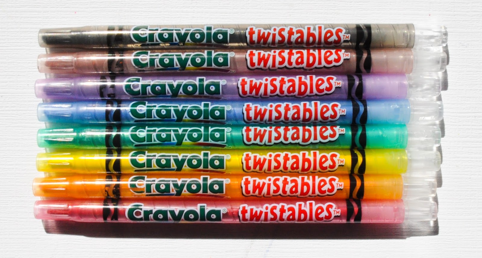 8 Count Crayola Twistable Crayons: What's Inside the Box