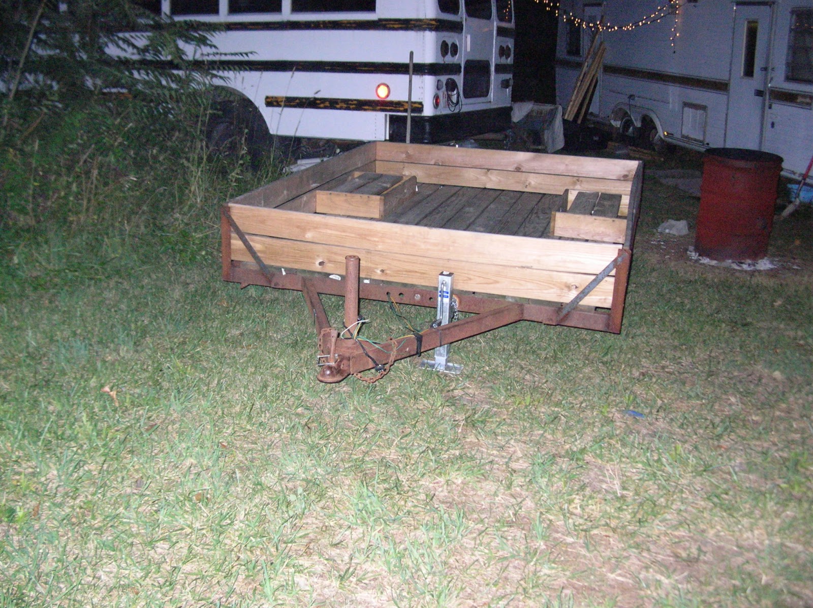 build-your-own-enclosed-trailer-using-a-pop-up-camper-frame-selecting