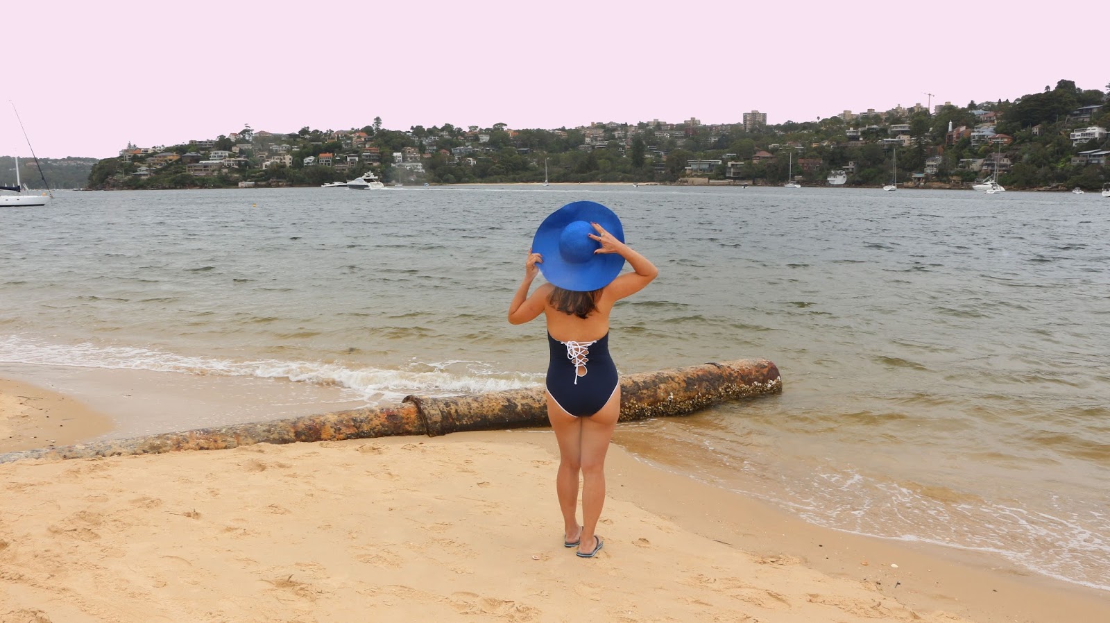 Lace-up up swimwear Lace-up up swimwear
