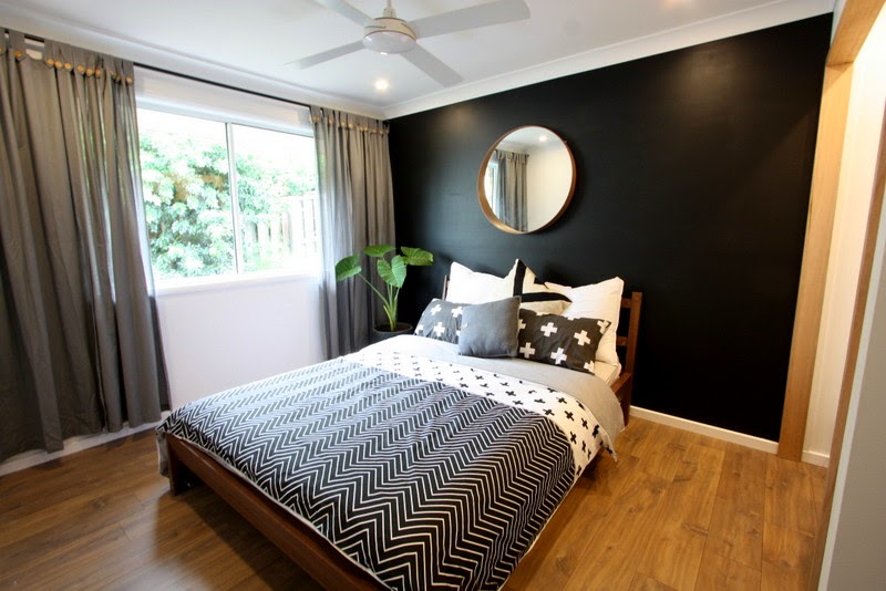 AgentThirtySix: The new & improved Stank Room