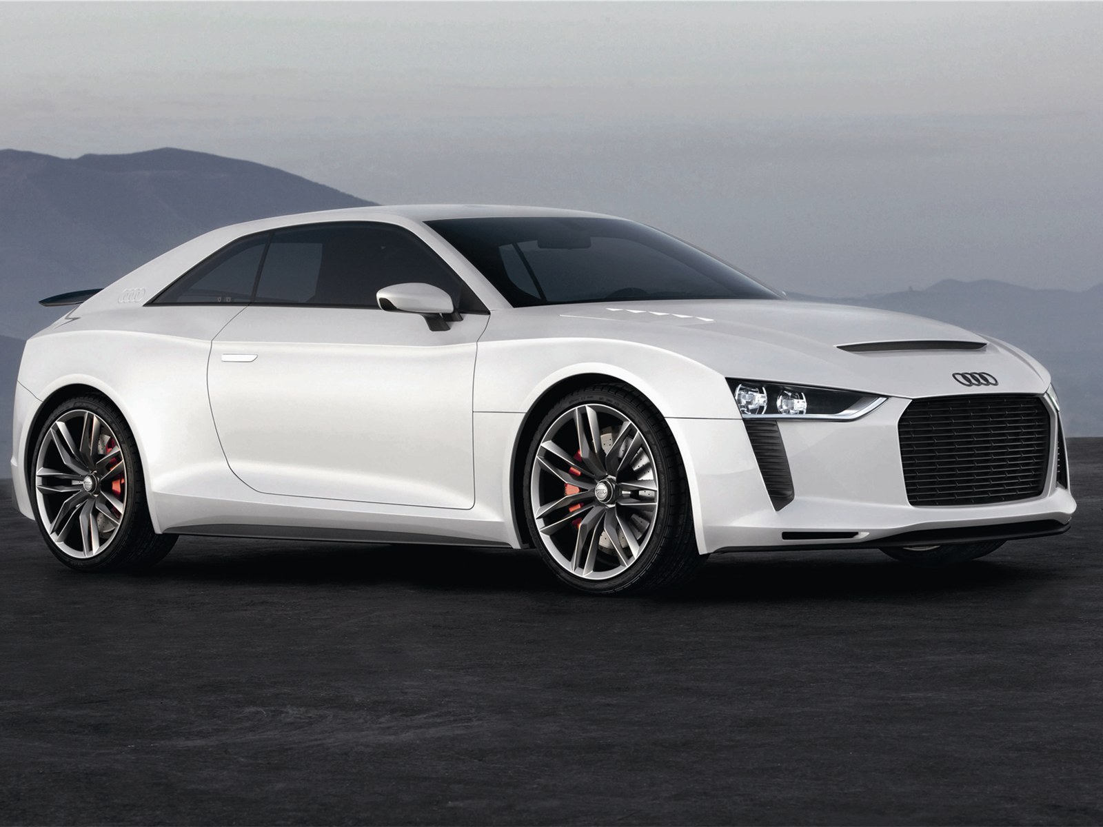 Aleena Latest Cars: Audi Quattro Concept & Audi R8 GT Sports Car