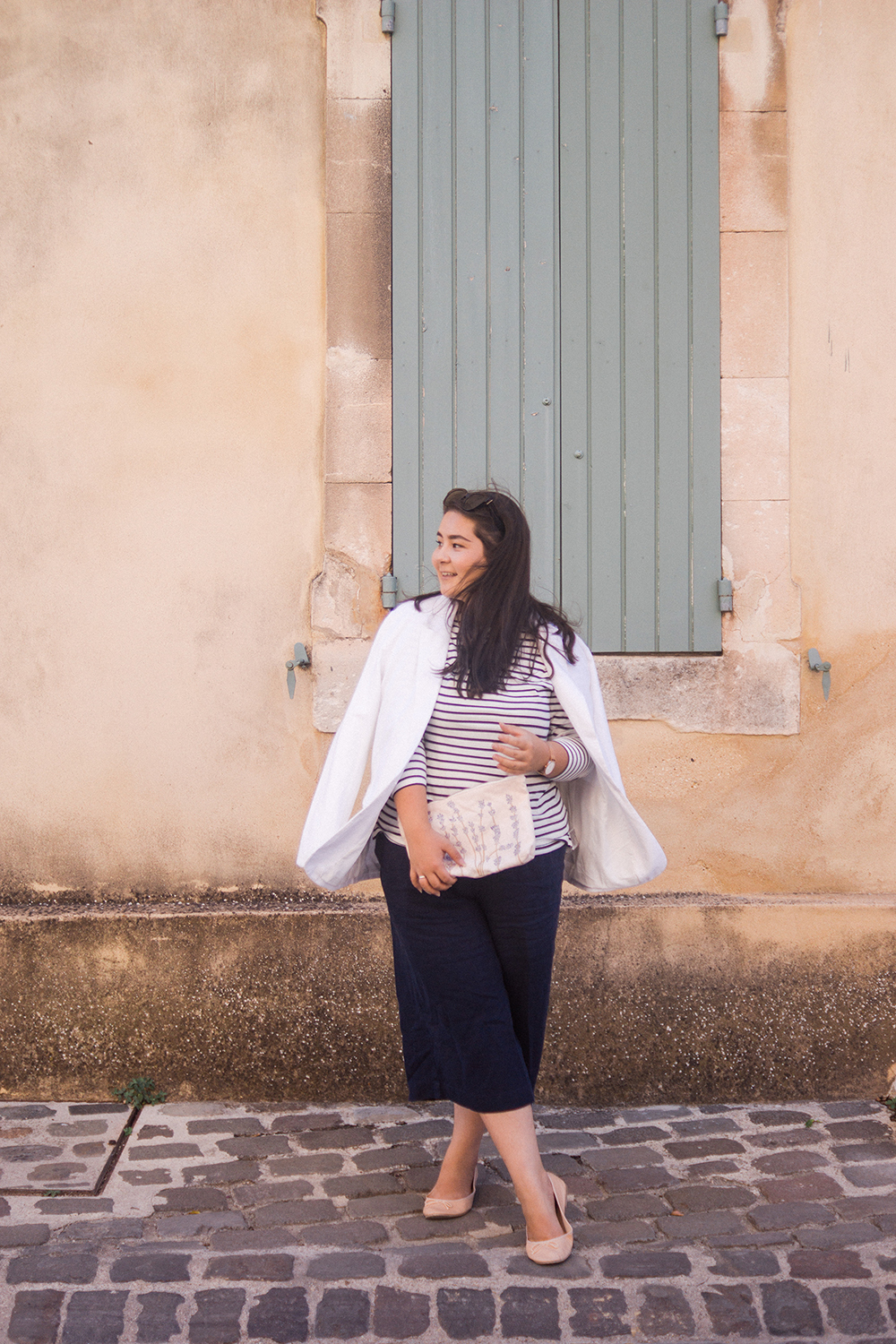 Provence-travel-photo-diary-white-blazer-breton-ootd-Barely-There-Beauty-blog