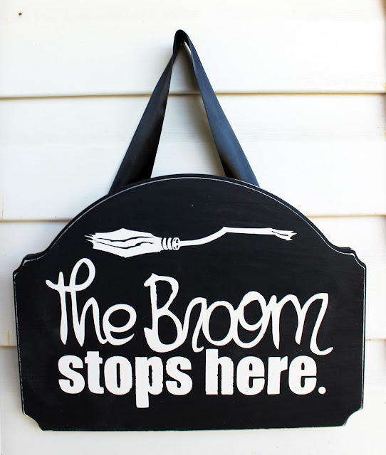 handmade halloween entry sign