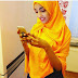 Gabdha xubintoda ku cayaara siigada telepone ka thumbnail