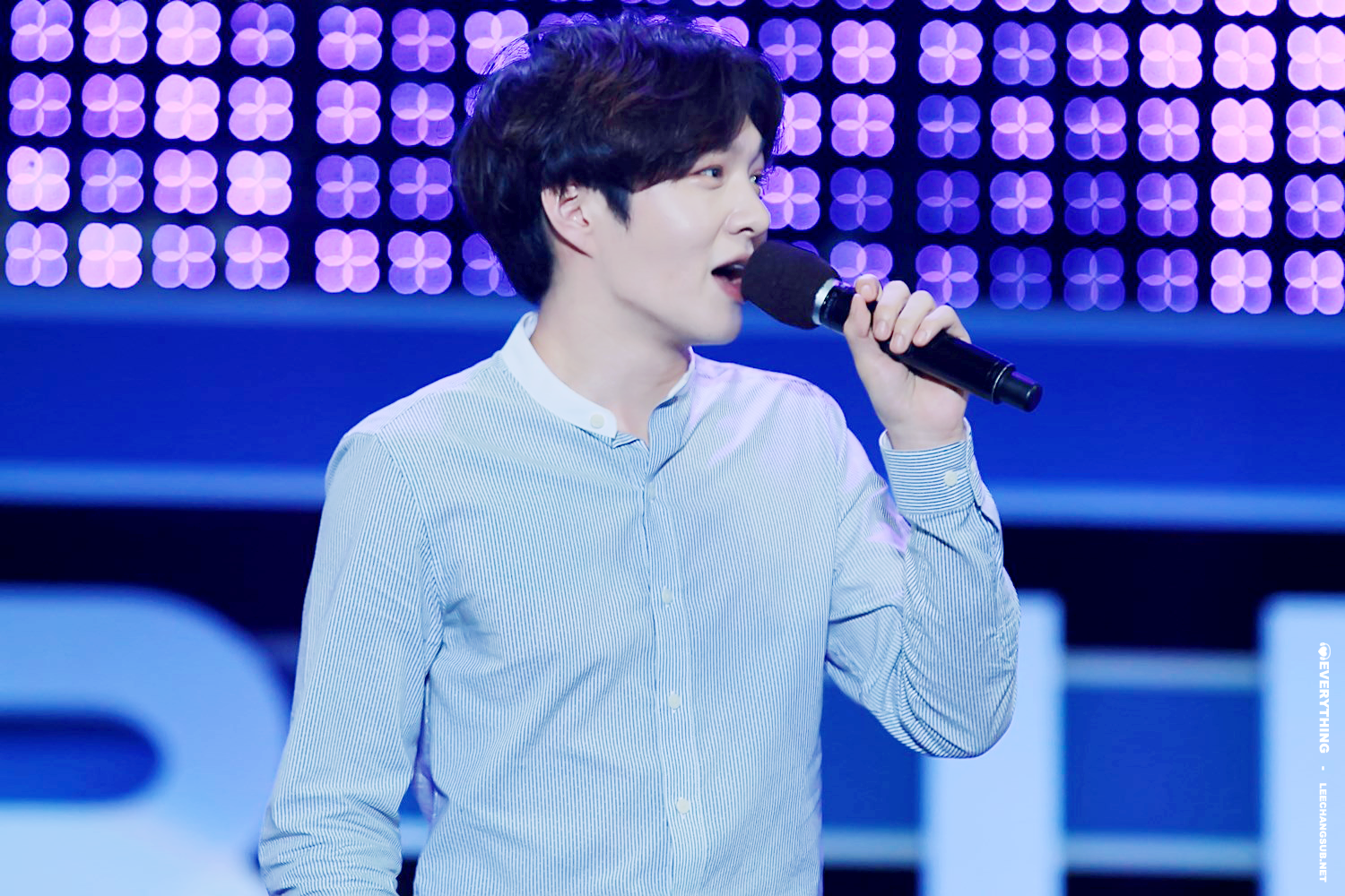 theqoo inserted image