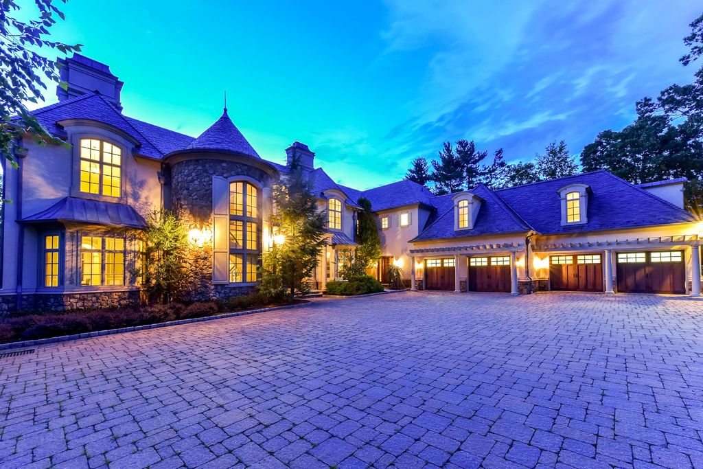 Mary J. Blige's 18,000 Square Foot Mansion In Saddle River, NJ THE