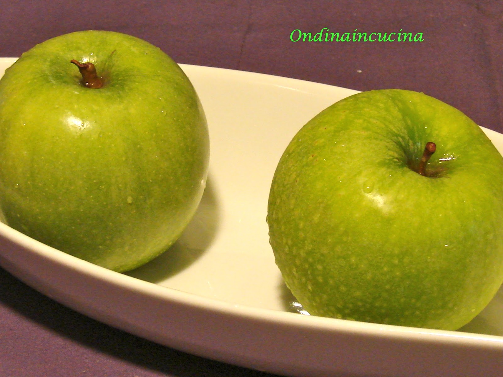 Ondinaincucina Risotto alla mela verde e gamberi, con guarnizione di