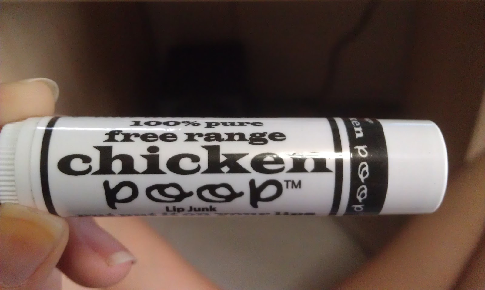 Review 100 Pure Free Range Chicken Poop Lip Balm I see, I try, I review