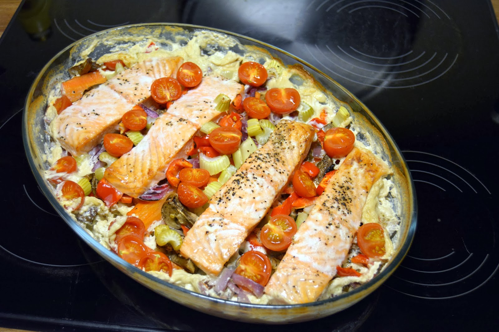 Presentasjon Av Fiskemiddag