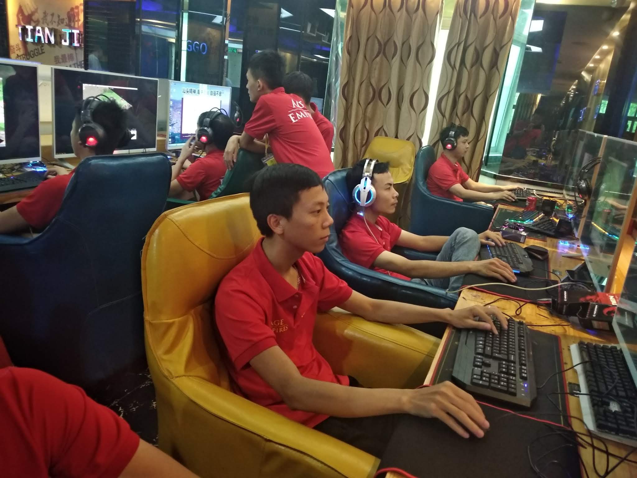 AoE Trung Việt 2018