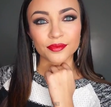 Kara's Glamour Blog: Viva Glam Rihanna Makeup Tutorial By SMLx0