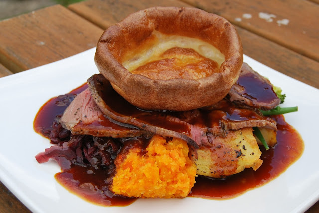 Sunday roast, Castle Inn Hotel, Bramber village, Sussex
